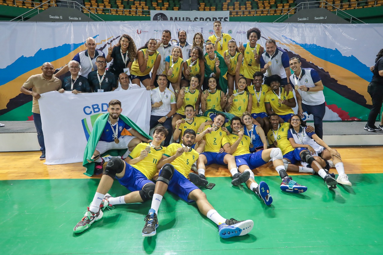 Pódio brasileiro no vôlei