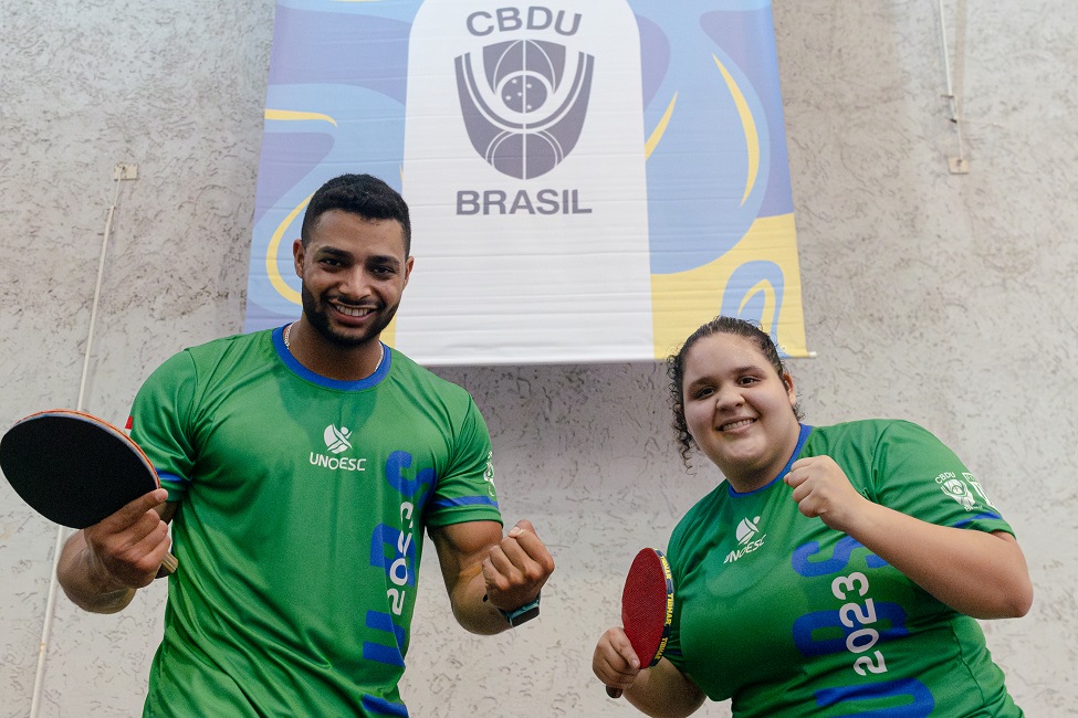 Equipes brasileiras de tênis e tênis de mesa treinam em Chengdu